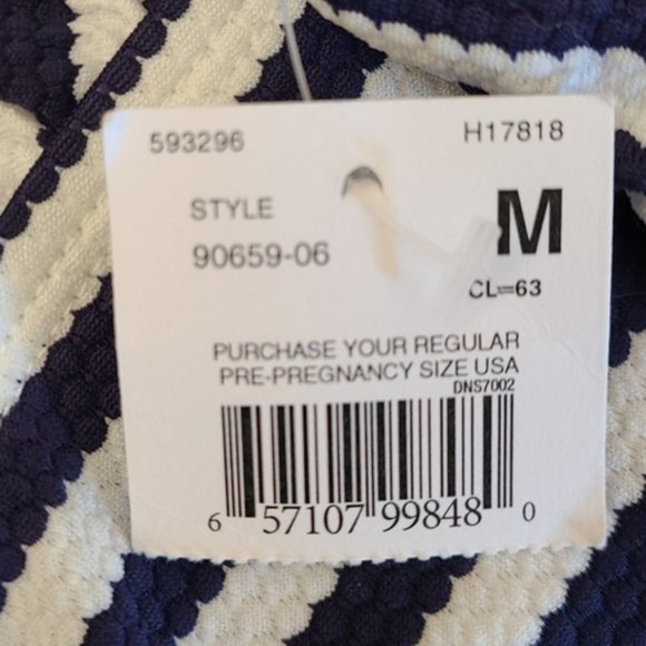 Beach Bump Striped Swimsuit Top - Picture 5 of 6